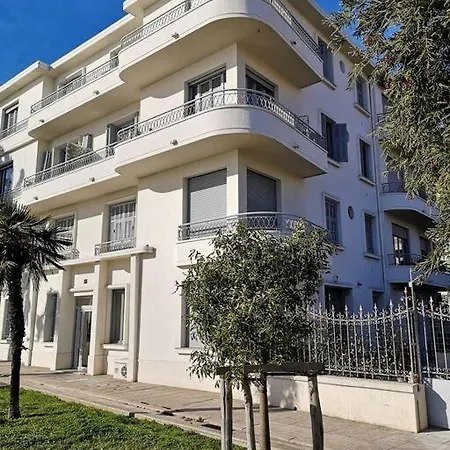 Beach Front, Superbe Appartement Pour 4 Personnes Nice Exterior photo