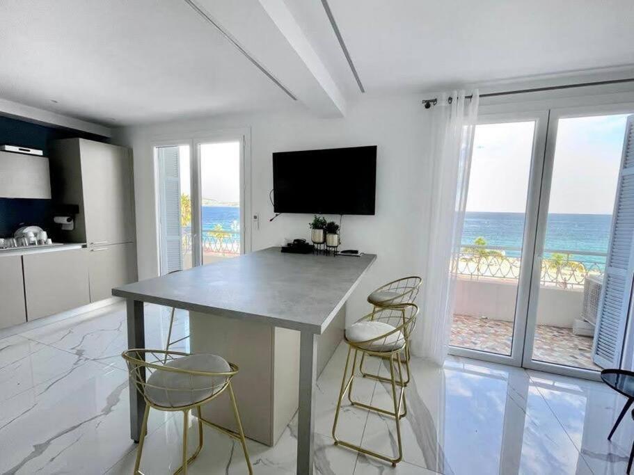 Front, Superbe Pour 4 Personnes Appartement *