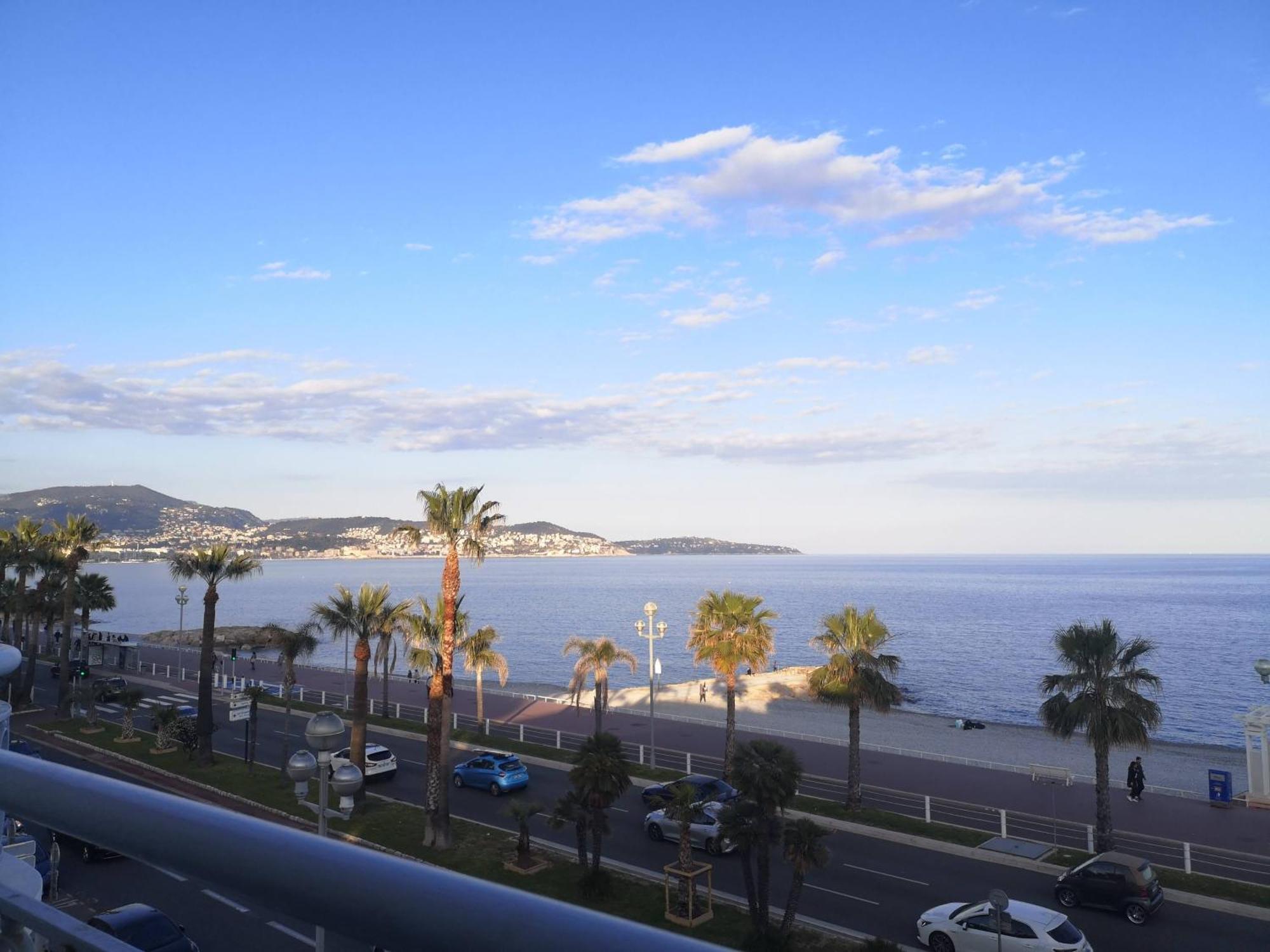 Front, Superbe Pour 4 Personnes Appartement *