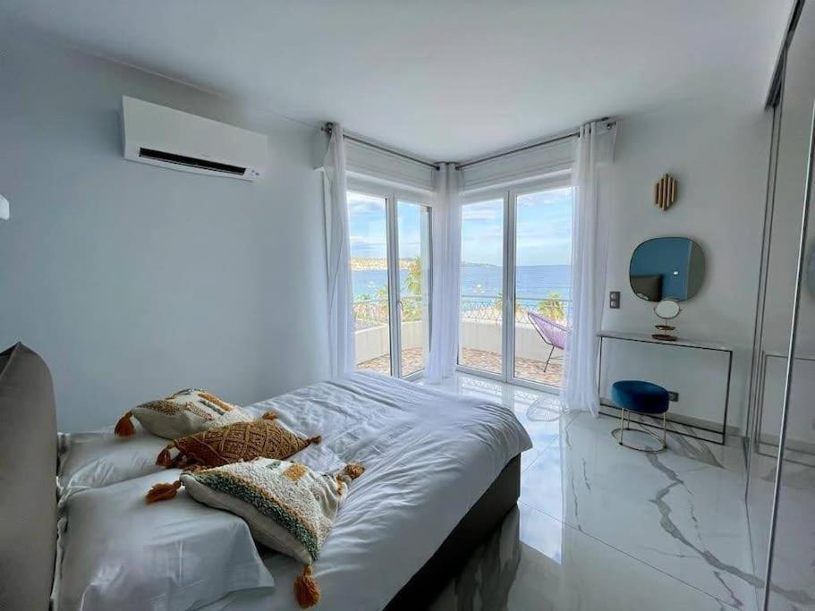 Front, Superbe Pour 4 Personnes Apartment Nizza